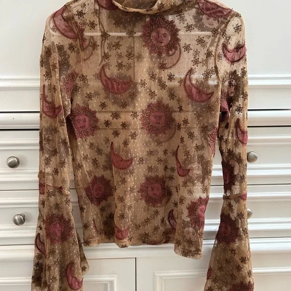 Free People Sun, Moon, and Stars Top in EUC 🦄 - Picture 3 of 6